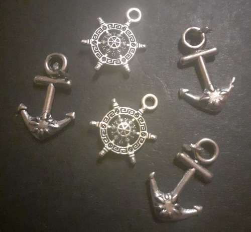 Anchor charms(5)