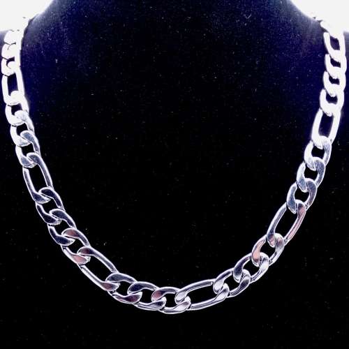 Gorgeous high quality heavy solid titanium steel 6mm links...72cm lenght...never fade