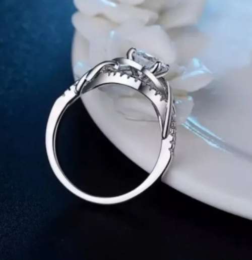 Gorgeous s925 engagement cz diamond ring size 8