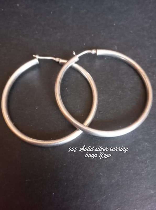925 sterling silver hoop earrings(late entry)