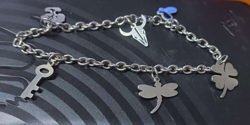 4mm titanium charm bracelet