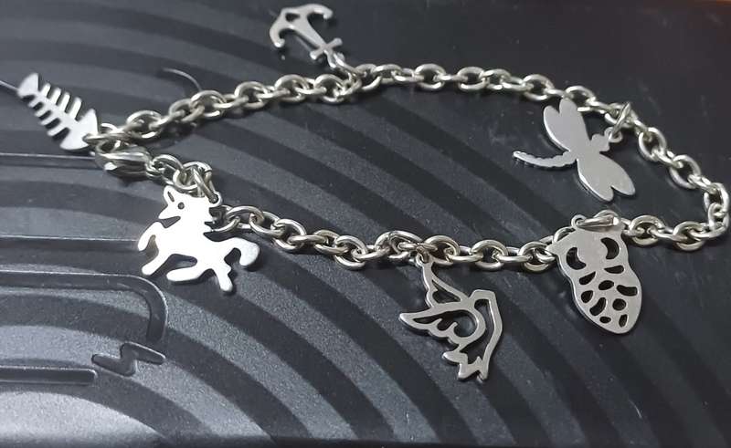 4mm titanium charm bracelet
