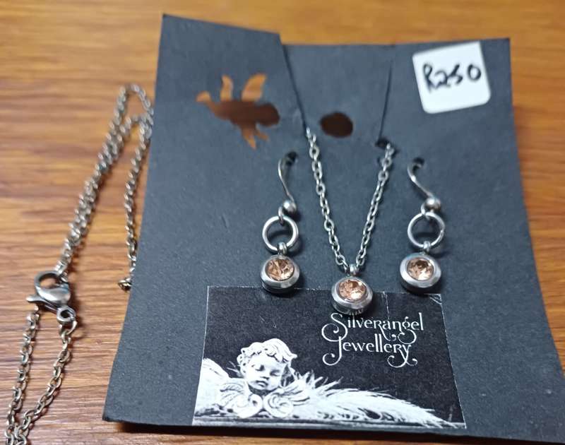 Titanium necklace and earring set with  topaz  cz