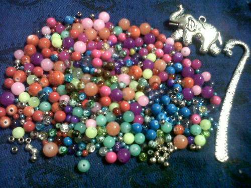 !!GLASS BEADS MIX(BID PER PACKET)Â±500 beads