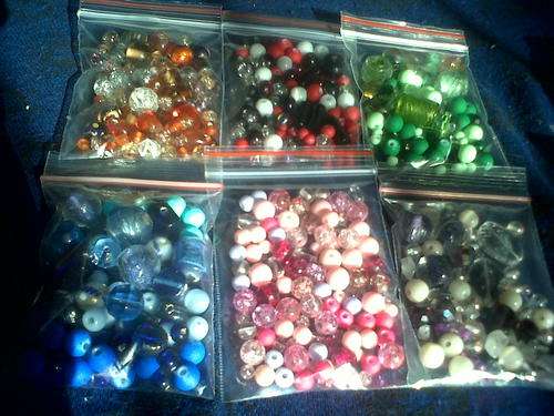 Glass Beads assortedÃÂ±85 per packet(total beadsÃÂ±510)