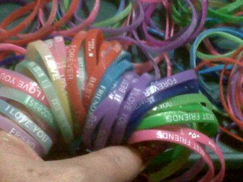 colourfull silicone bracelets