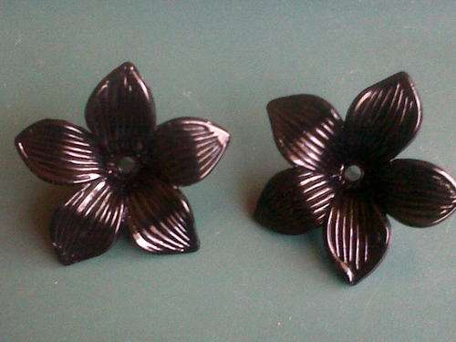 sale!!large Acrylic  opaque flower(black) 63mm(2)