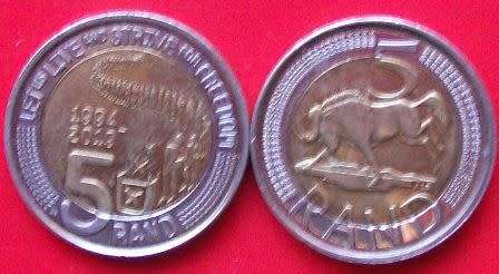2 X R5.00 coins - 1 X 2019 "Live and Strive for Freedom" and 1 ordinary 2019 coin. See photo's..
