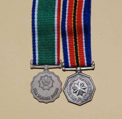 SANDF Miniature medals