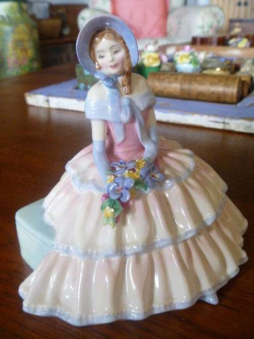 Royal Doulton Daydreams HN1731
