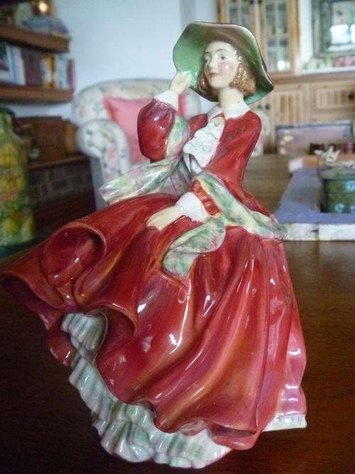 Royal Doulton Top o' the Hill HN1834