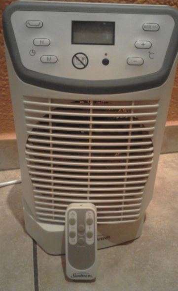 SUNBEAM FAN HEATER WITH REMOTE!!!!!!!!