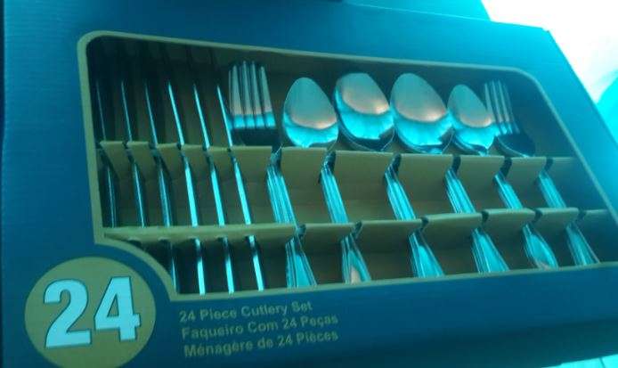 24 Piece Cutlery Set!!!!!!!!!!!!!11