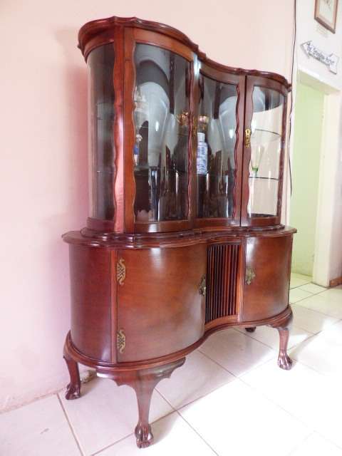 AN EXQUISITE ANTIQUE BALL & CLAW SHOWCASE w "EKCO" RADIOGRAM, ABSOLUTELY FABULOUS!!!