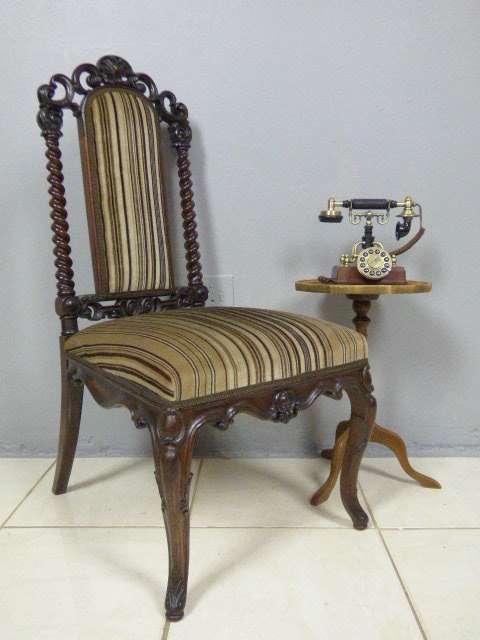 A GORGEOUS ANTIQUE BALI TWIST FRENCH RENAISSANCE CHAIR IN FABULOUS CONDITION!! AN AMAZING CHAIR!!!