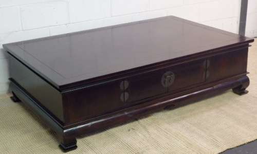 AN EXQUISITE LARGE ORIENTAL PEAR WOOD CENTRE COFFEE TABLE WITH TWO DOUBLE DOOR CUPBOARDS - STUNNER!!