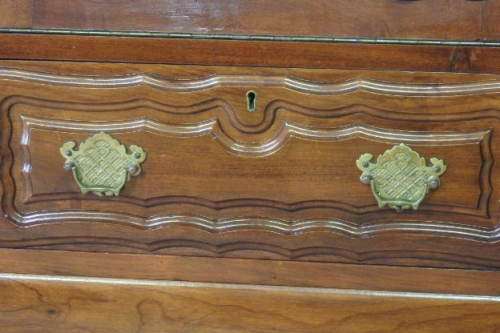 A BEAUTIFUL ANTIQUE SOLID STINKWOOD BALL & CLAW DRINKS CABINET/ BUFFET SERVER IN AMAZING CONDITION