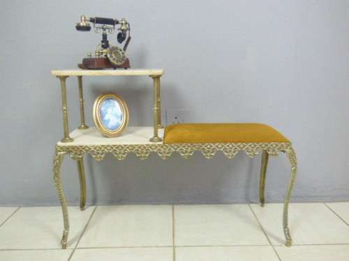 A SUPERB VINTAGE QUEEN ANNE STYLE SOLID BRASS & MARBLE TELEPHONE TABLE IN GREAT CONDITION!!
