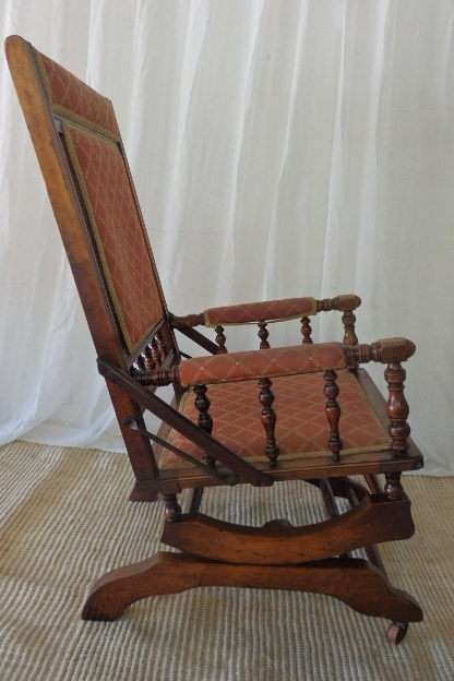 A MAGNIFICENT ANTIQUE VICTORIAN TURNED BEECH WOOD "AMERICAN" MECHANICAL ROCKING CHAIR