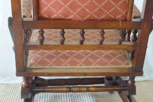 A MAGNIFICENT ANTIQUE VICTORIAN TURNED BEECH WOOD "AMERICAN" MECHANICAL ROCKING CHAIR