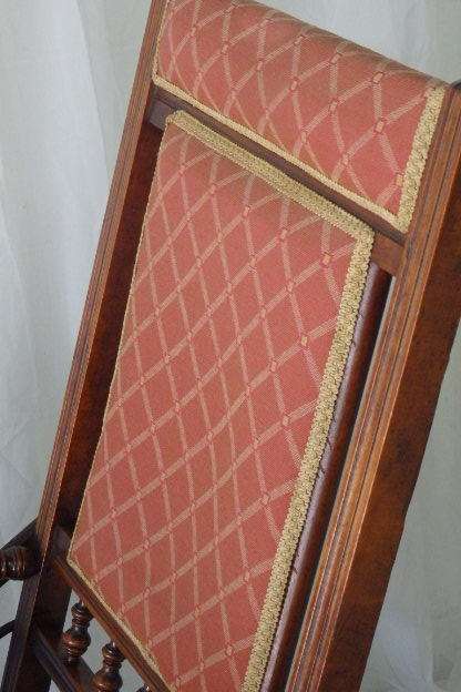 A MAGNIFICENT ANTIQUE VICTORIAN TURNED BEECH WOOD "AMERICAN" MECHANICAL ROCKING CHAIR