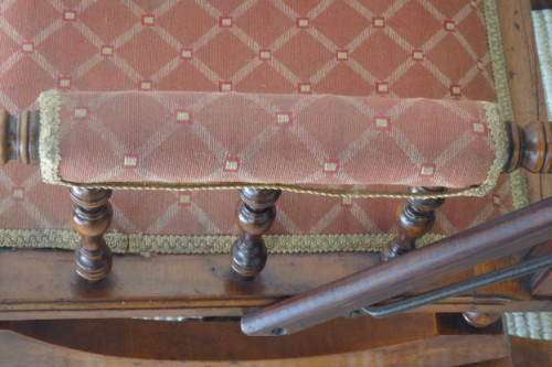 A MAGNIFICENT ANTIQUE VICTORIAN TURNED BEECH WOOD "AMERICAN" MECHANICAL ROCKING CHAIR