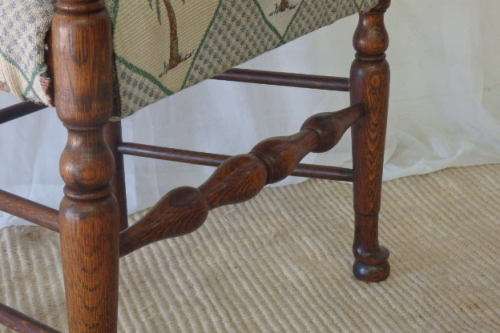 AN INCREDIBLE ANTIQUE SOLID ENGLISH OAK OCCASIONAL ARM CHAIR WITH 19th CENTURY STYLED PAD FOOT LEGS