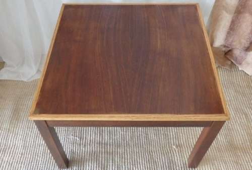 AN AWESOME SQUARE SOLID IMBUIA COFFEE/ OCCASIONAL TABLE WITH A BEAUTIFUL CONTRASTING OAK BORDER