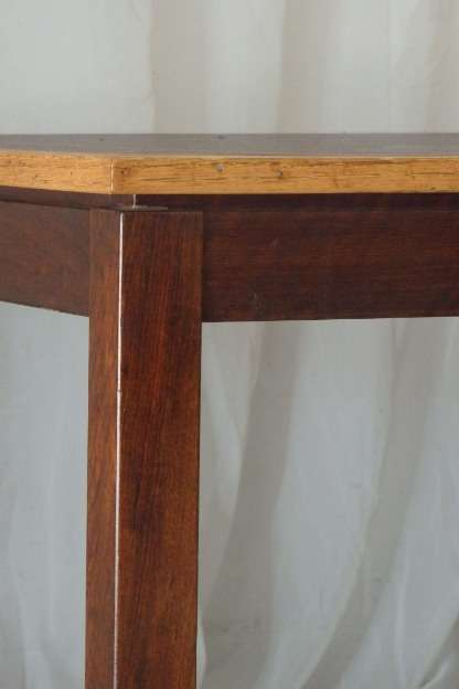 AN AWESOME SQUARE SOLID IMBUIA COFFEE/ OCCASIONAL TABLE WITH A BEAUTIFUL CONTRASTING OAK BORDER