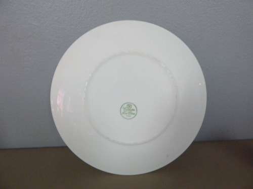 5 BEAUTIFUL CONSTANTIA FINE CHINA BLUE AND WHITE PORCELAIN DINNER PLATES!