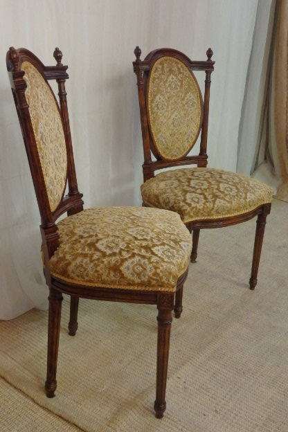 2x SPECTACULAR ANTIQUE ROSEWOOD CHAIRS WITH ROUND REEDED LEGS & UPHOLSTERED BACKRESTS bid/chair