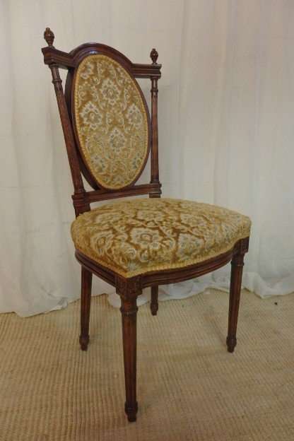 2x SPECTACULAR ANTIQUE ROSEWOOD CHAIRS WITH ROUND REEDED LEGS & UPHOLSTERED BACKRESTS bid/chair