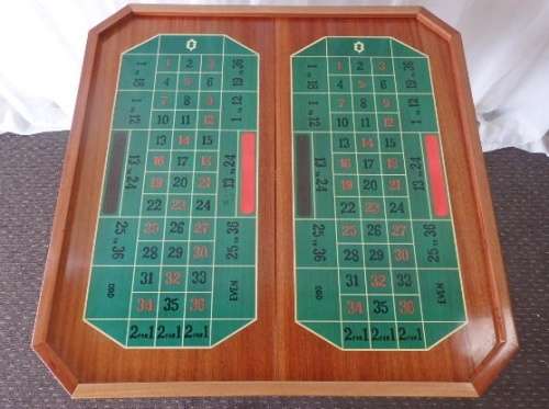A SPECTACULAR RARE MID-CENTURY ITALIAN MADE MARQUETRY GAMES TABLE WITH VARIOUS INLAY BOARD GAMES
