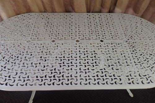 A TOP QUALITY EIGHT SEATER CAST ALUMINIUM, ALL WEATHER OUTDOOR PATIO SET. SUPERB QUALITY!!!
