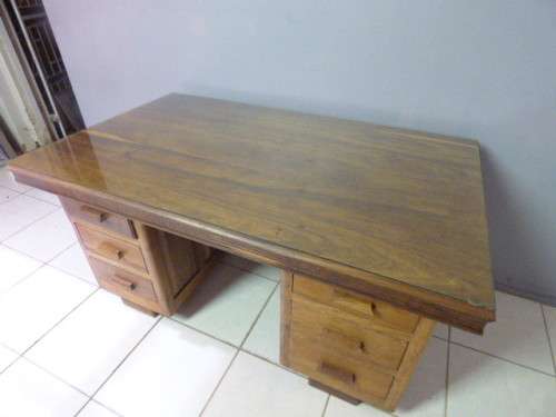 A FABULOUS VINTAGE 6 DRAWER SOLID TEAK DESK WITH A GLASS OVERLAY! GORGEOUS IN YOUR HOME OR OFFICE
