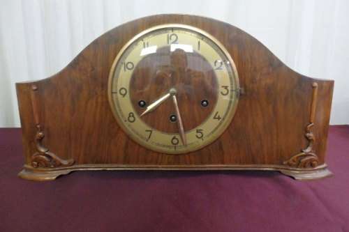 AN EXQUISITE ANTIQUE (1930 TO 1940) FRENCH MADE "ODO" ART DECO MANTLE CLOCK IN WORKING CONDITION