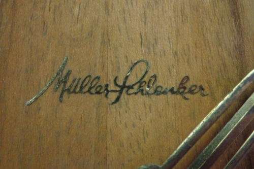 A RARE ANTIQUE (c1940) GERMAN MADE "MULLER-SCHLENKER" ART DECO MANTLE CLOCK IN WORKING CONDITION