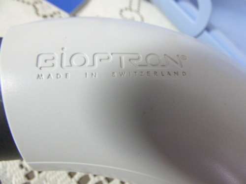 A FANTASTIC BIOPTRON LIGHT THERAPY COMPACT 111 AND STAND. WORKING!! WONDERFUL FOR SKIN, INJURIES!!!!