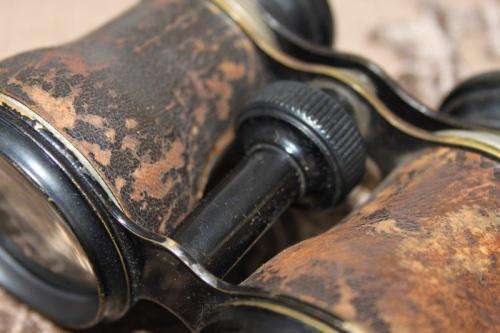 AN AMAZING AND RARE ANTIQUE "RS NEUMANN" OPERA/ RACE TRACK LEATHER CLAD ADJUSTABLE BINOCULARS