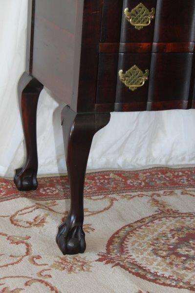 A SUPERB ANTIQUE SOLID STINKWOOD BALL AND CLAW FLIP-TOP WRITING DESK WITH TWO LARGE DRAWERS