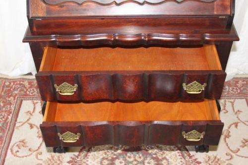 A SUPERB ANTIQUE SOLID STINKWOOD BALL AND CLAW FLIP-TOP WRITING DESK WITH TWO LARGE DRAWERS