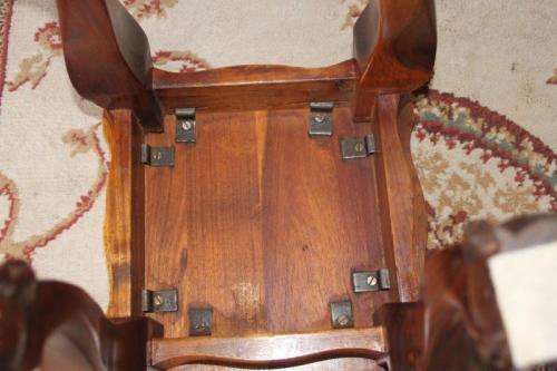A GORGEOUS AND EXTREMELY WELL MADE ANTIQUE SOLID TEAK BALL AND CLAW COFFEE TABLE