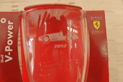 AN AMAZING COLLECTION OF 6x OFFICIAL SHELL FERRARI COLLECTIBLE DRINKING GLASSES IN THEIR BOXES