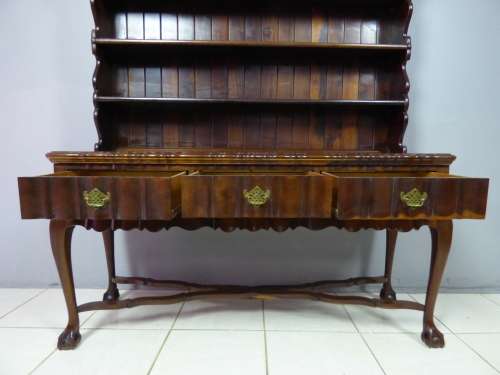 AN UNQUESTIONABLY MAGNIFICENT VINTAGE SOLID IMBUIA BALL & CLAW WELSH DRESSER, BEAUTIFUL, ELEGANT!