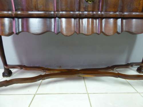 AN UNQUESTIONABLY MAGNIFICENT VINTAGE SOLID IMBUIA BALL & CLAW WELSH DRESSER, BEAUTIFUL, ELEGANT!