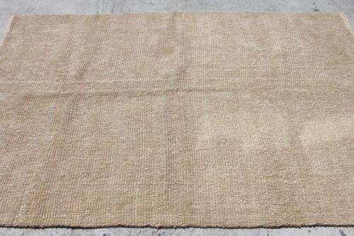 A FABULOUS LARGE ORGANIC "JUTE" NATURAL FIBRE HAND WOVEN FLOOR CARPET IN GREAT CONDITION