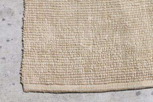 A FABULOUS LARGE ORGANIC "JUTE" NATURAL FIBRE HAND WOVEN FLOOR CARPET IN GREAT CONDITION