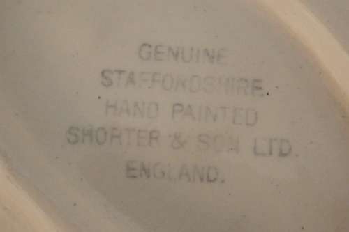 AN EXQUISITE VINTAGE (c1935) ART DECO PINK AND GREY "SHORTER & SON" PORCELAIN HORS D'OEUVRES PLATE
