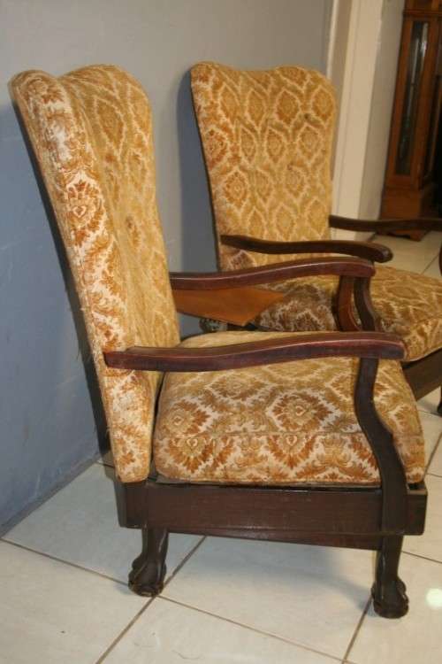 2 WONDERFUL VINTAGE ROCKING CHAIRS - GORGEOUS IN A SUN ROOM OR ON A PATIO!!!Bid/chair