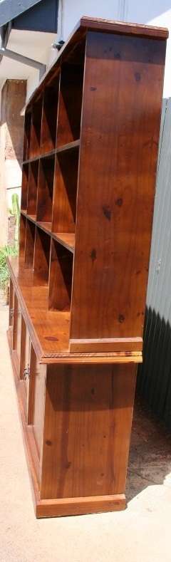A STUNNING LARGE CABINET w/ 2 GOOD SIZE CUPBOARDS AND LOADS OF SPACE. GORGEOUS!!!